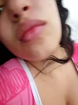 Snapshot of SexyLilyXO chatting on March 7, 1:18 pm SexyLilyXO online show from March 7, 1:18 pm