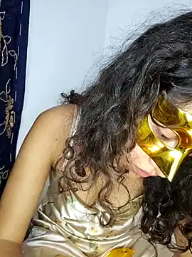 Snapshot of SexyLilyXO chatting on March 10, 12:18 am SexyLilyXO online show from March 10, 12:18 am