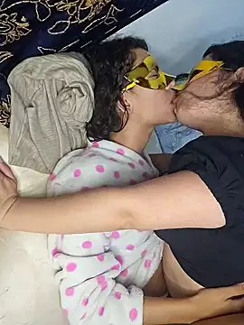 Snapshot of SexyLilyXO chatting on March 11, 12:00 am SexyLilyXO online show from March 11, 12:00 am