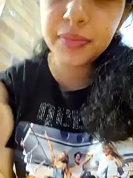 Snapshot of SexyLilyXO chatting on March 11, 9:26 pm SexyLilyXO online show from March 11, 9:26 pm