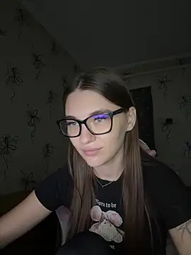 Snapshot of MrrKate chatting on November 7, 2:00 am MrrKate online show from November 7, 2:00 am