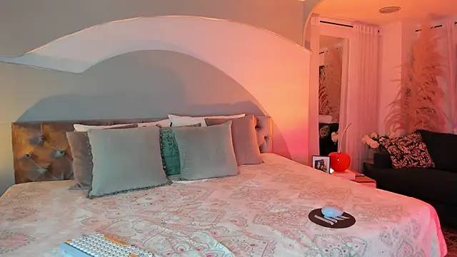 Snapshot of Elizabeth_clark_ chatting on November 14, 7:56 pm Elizabeth clark online show from November 14, 7:56 pm