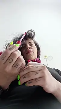 Snapshot of Ali3Martin chatting on March 3, 7:31 pm Ali3Martin online show from March 3, 7:31 pm