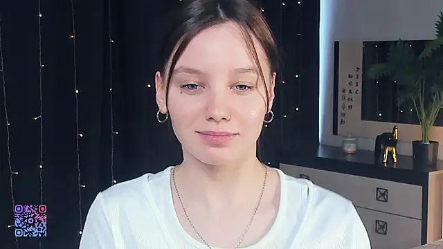 EdinaCordner online show from March 3, 11:00 am