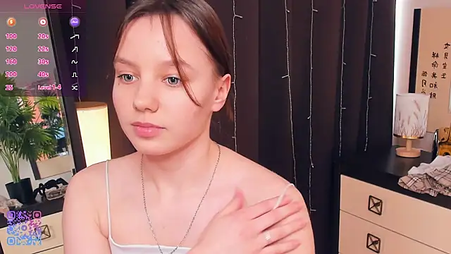 EdinaCordner online show from March 15, 2:12 pm