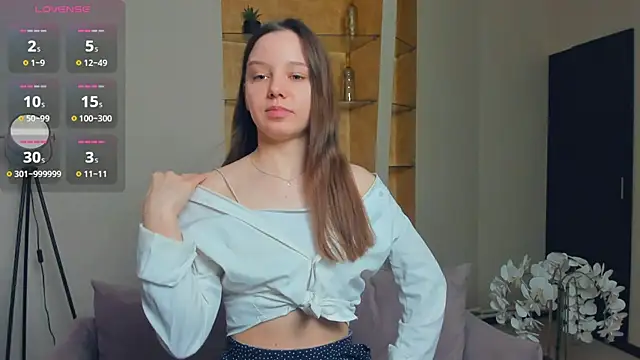 EdinaCordner online show from November 5, 10:48 am