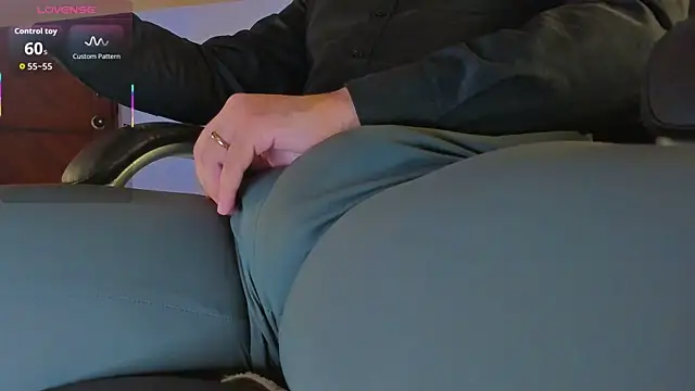 MxsterJohn online show from March 29, 4:23 am