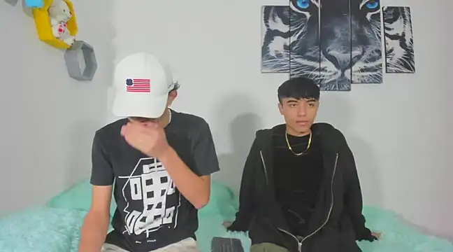 Maxxi hot23 online show from March 7, 3:07 pm