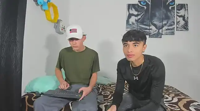 Maxxi hot23 online show from March 13, 1:18 pm