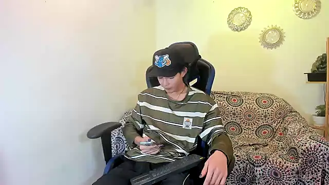 Maxxi hot23 online show from September 11, 7:58 pm