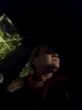 Snapshot of wetnwildforyou chatting on November 13, 5:50 am wetnwildforyou online show from November 13, 5:50 am