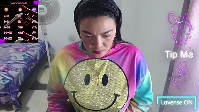 Snapshot of astrii_33 chatting on March 14, 4:30 pm astrii 33 online show from March 14, 4:30 pm