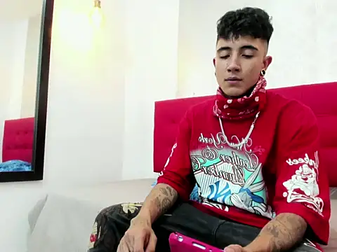 Snapshot of Patrick_Rango chatting on November 22, 3:16 am Patrick Rango online show from November 22, 3:16 am