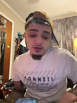 papiVilla23 online show from February 27, 6:13 am