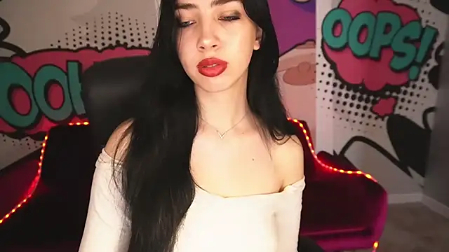 Snapshot of WildKittenX_ chatting on September 25, 5:44 am WildKittenX online show from September 25, 5:44 am