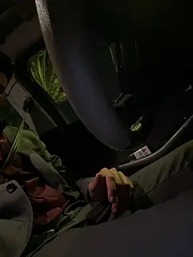 Snapshot of YJeromZCoxk chatting on March 18, 12:27 am YJeromZCoxk online show from March 18, 12:27 am