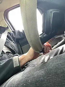 Snapshot of YJeromZCoxk chatting on March 20, 12:00 pm YJeromZCoxk online show from March 20, 12:00 pm