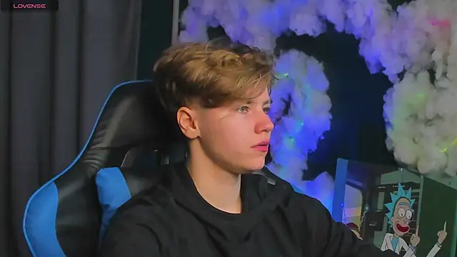 Jean Wilsons online show from October 13, 11:21 am