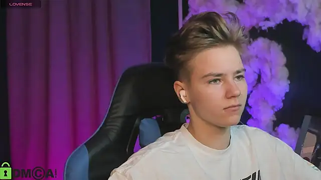 Jean Wilsons online show from November 19, 11:21 am