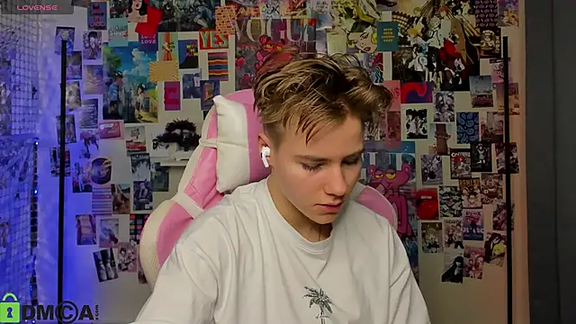 Jean Wilsons online show from November 22, 11:20 am