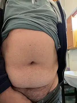 littletoy64 online show from March 2, 10:45 am