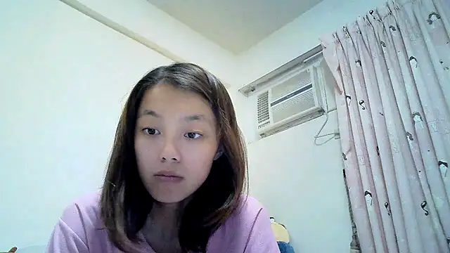 Snapshot of ladypaggy chatting on March 3, 12:48 pm ladypaggy online show from March 3, 12:48 pm