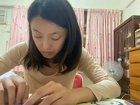 Snapshot of ladypaggy chatting on March 18, 3:21 pm ladypaggy online show from March 18, 3:21 pm