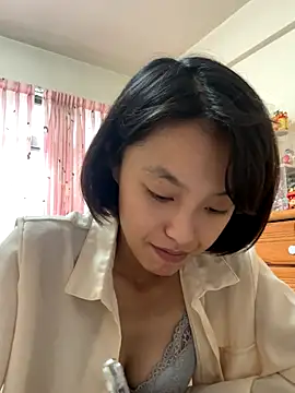 Snapshot of ladypaggy chatting on November 8, 5:18 am ladypaggy online show from November 8, 5:18 am