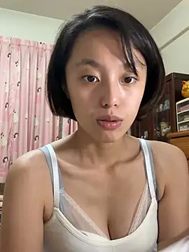 ladypaggy online show from March 26, 2:00 pm