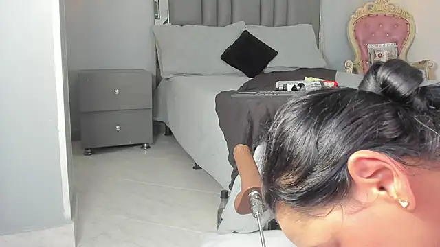 Sienna miller 27 online show from September 27, 11:48 am