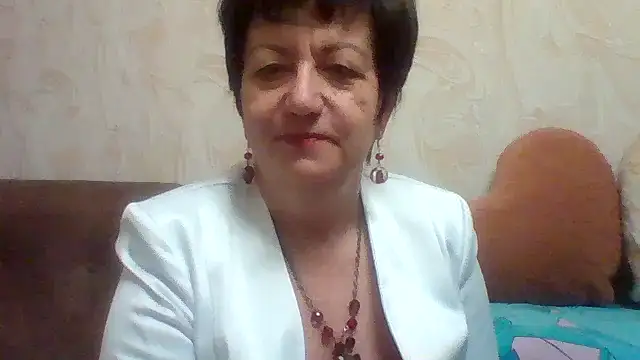 Snapshot of Lota5821 chatting on March 1, 8:31 pm Lota5821 online show from March 1, 8:31 pm