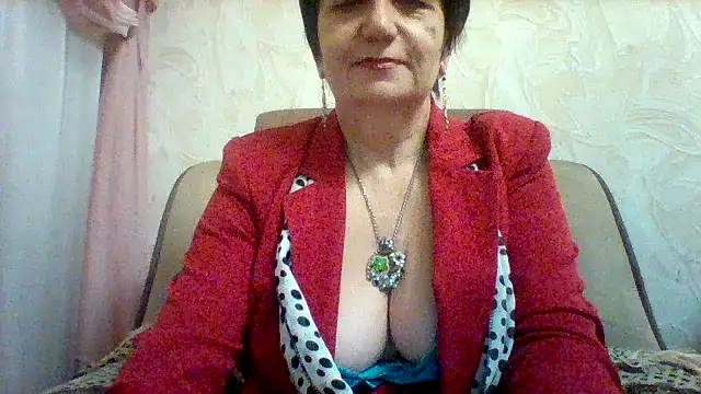 Snapshot of Lota5821 chatting on March 3, 6:44 pm Lota5821 online show from March 3, 6:44 pm