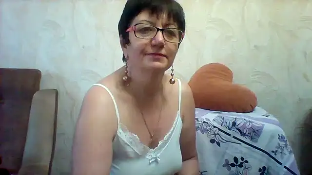 Snapshot of Lota5821 chatting on March 4, 1:49 pm Lota5821 online show from March 4, 1:49 pm