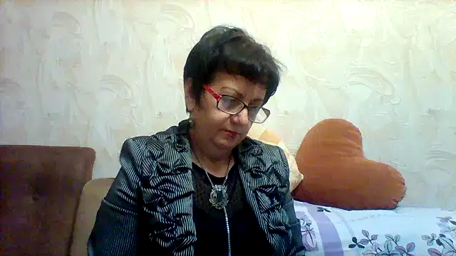 Snapshot of Lota5821 chatting on March 4, 7:01 pm Lota5821 online show from March 4, 7:01 pm