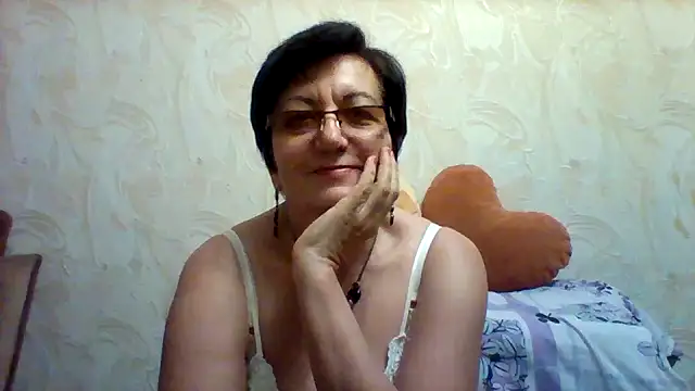 Snapshot of Lota5821 chatting on March 17, 7:15 pm Lota5821 online show from March 17, 7:15 pm