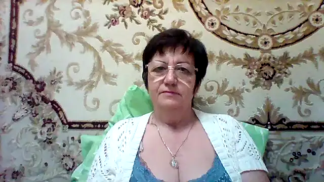 Snapshot of Lota5821 chatting on March 18, 2:47 am Lota5821 online show from March 18, 2:47 am