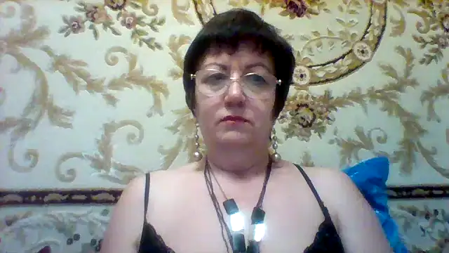 Snapshot of Lota5821 chatting on March 23, 1:42 am Lota5821 online show from March 23, 1:42 am