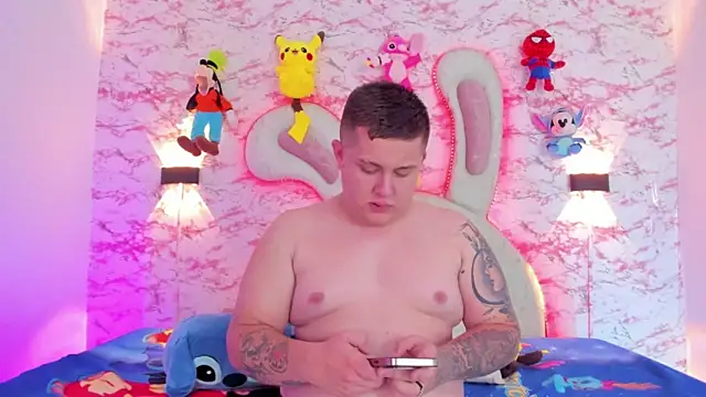 Snapshot of IM_SINAY chatting on October 2, 8:38 pm IM SINAY online show from October 2, 8:38 pm