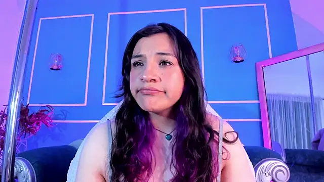 Snapshot of TaraTaylorr chatting on November 18, 4:28 am TaraTaylorr online show from November 18, 4:28 am