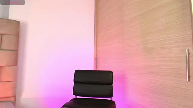 valeria monsalve online show from November 3, 5:31 am