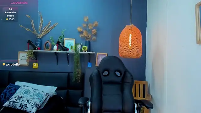 yessila parker online show from February 27, 9:53 am