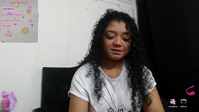 Snapshot of victtoria_cane63 chatting on January 31, 10:30 pm victtoria cane63 online show from January 31, 10:30 pm