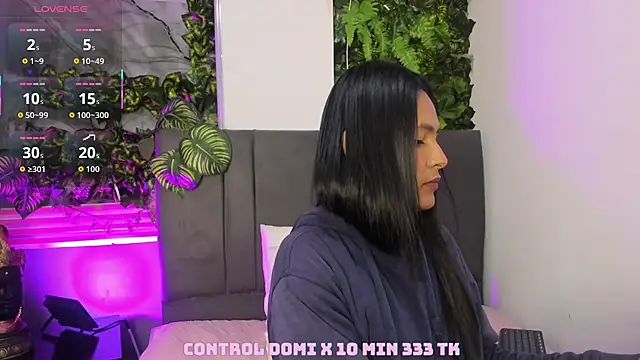 Fernanda liie  online show from October 29, 12:29 pm