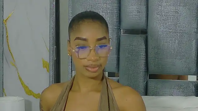 Snapshot of Angelesmith1 chatting on December 18, 9:10 pm Angelesmith1 online show from December 18, 9:10 pm