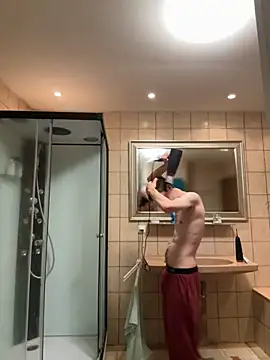 Snapshot of xy_monkeyBigCock chatting on October 13, 10:32 pm xy monkeyBigCock online show from October 13, 10:32 pm