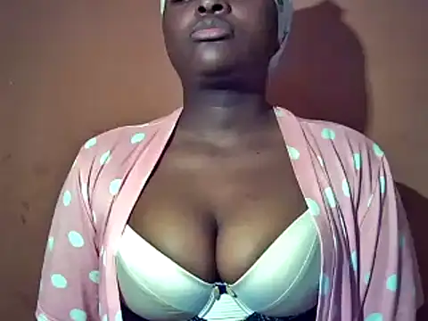 Snapshot of sexyhips2001 chatting on September 28, 8:58 pm sexyhips2001 online show from September 28, 8:58 pm