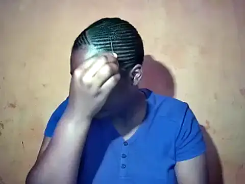 Snapshot of sexyhips2001 chatting on October 5, 10:07 pm sexyhips2001 online show from October 5, 10:07 pm