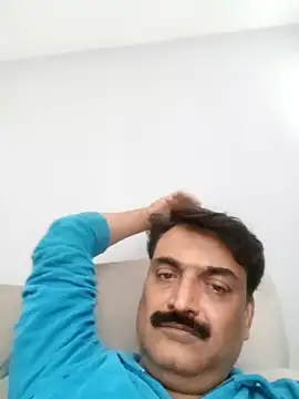 Snapshot of boobs5626 chatting on November 22, 9:19 am boobs5626 online show from November 22, 9:19 am