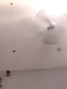 Snapshot of boobs5626 chatting on December 2, 9:25 am boobs5626 online show from December 2, 9:25 am