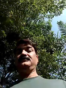 Snapshot of boobs5626 chatting on December 15, 4:17 am boobs5626 online show from December 15, 4:17 am